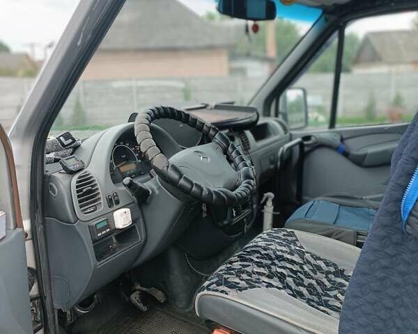 Сірий Мерседес Sprinter, об'ємом двигуна 2.15 л та пробігом 750 тис. км за 14500 $, фото 5 на Automoto.ua