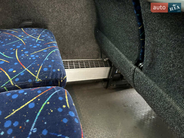 Сірий Мерседес Sprinter, об'ємом двигуна 2.15 л та пробігом 100 тис. км за 23000 $, фото 19 на Automoto.ua