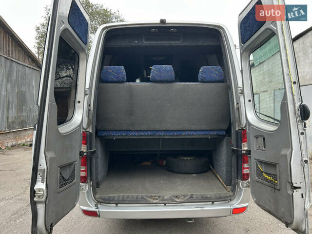 Сірий Мерседес Sprinter, об'ємом двигуна 2.15 л та пробігом 100 тис. км за 23000 $, фото 28 на Automoto.ua