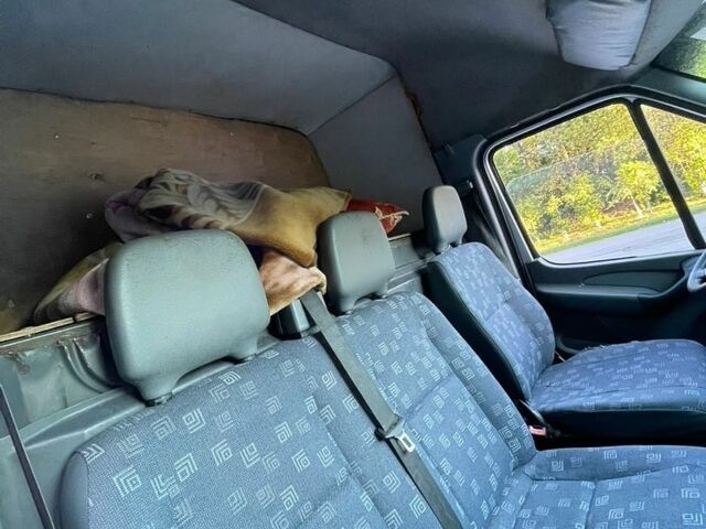 Сірий Мерседес Sprinter, об'ємом двигуна 2.7 л та пробігом 340 тис. км за 6999 $, фото 10 на Automoto.ua