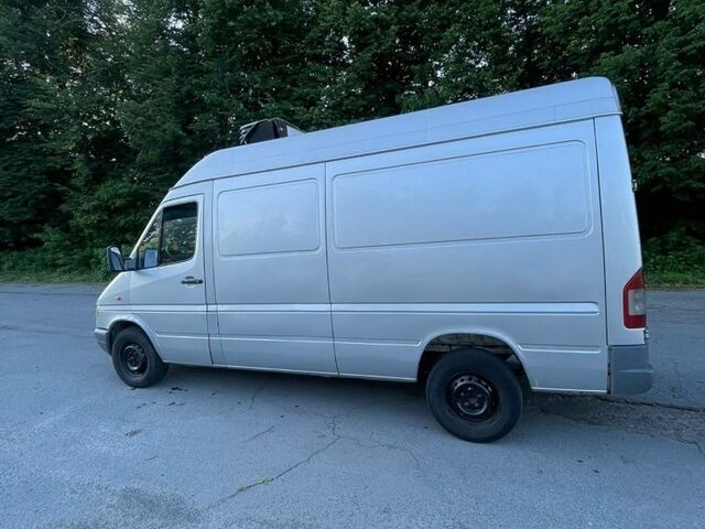 Сірий Мерседес Sprinter, об'ємом двигуна 2.7 л та пробігом 340 тис. км за 6999 $, фото 6 на Automoto.ua