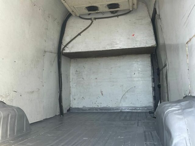 Сірий Мерседес Sprinter, об'ємом двигуна 2.7 л та пробігом 340 тис. км за 6999 $, фото 9 на Automoto.ua