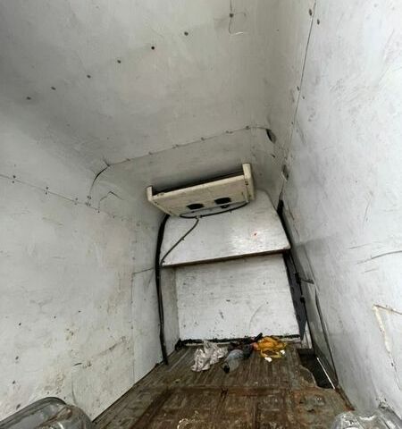 Сірий Мерседес Sprinter, об'ємом двигуна 2.7 л та пробігом 350 тис. км за 7700 $, фото 11 на Automoto.ua