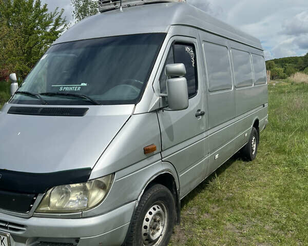 Сірий Мерседес Sprinter, об'ємом двигуна 2.7 л та пробігом 11 тис. км за 10900 $, фото 3 на Automoto.ua