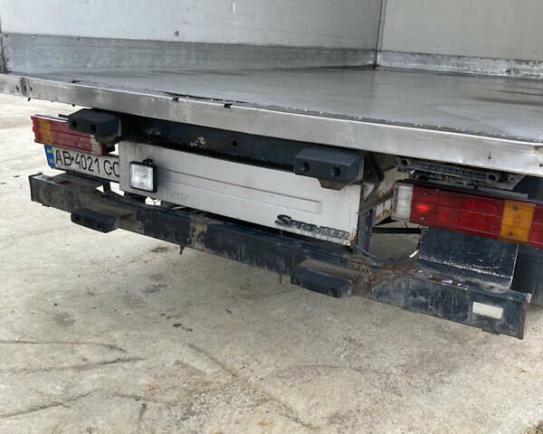 Серый Мерседес Sprinter, объемом двигателя 2.69 л и пробегом 820 тыс. км за 12000 $, фото 5 на Automoto.ua