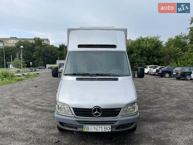 Сірий Мерседес Sprinter, об'ємом двигуна 2.15 л та пробігом 589 тис. км за 7999 $, фото 2 на Automoto.ua