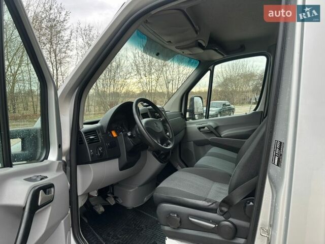 Сірий Мерседес Sprinter, об'ємом двигуна 2.2 л та пробігом 283 тис. км за 20000 $, фото 10 на Automoto.ua