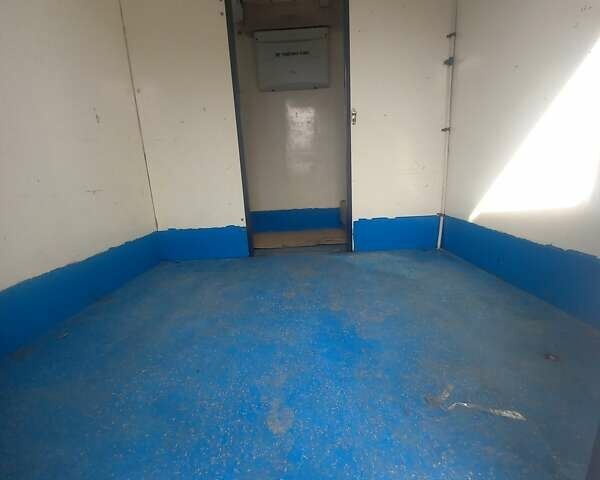 Серый Мерседес Sprinter, объемом двигателя 2.14 л и пробегом 375 тыс. км за 10800 $, фото 7 на Automoto.ua