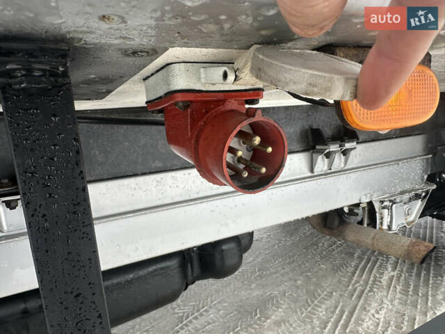 Сірий Мерседес Sprinter, об'ємом двигуна 0 л та пробігом 283 тис. км за 19900 $, фото 16 на Automoto.ua