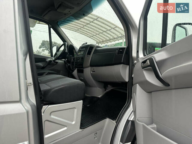 Сірий Мерседес Sprinter, об'ємом двигуна 0 л та пробігом 283 тис. км за 20500 $, фото 14 на Automoto.ua