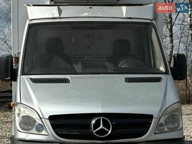 Серый Мерседес Sprinter, объемом двигателя 2.14 л и пробегом 382 тыс. км за 9600 $, фото 10 на Automoto.ua