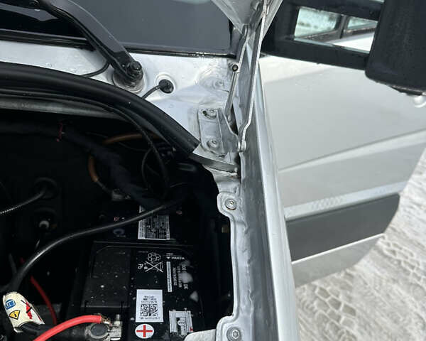 Сірий Мерседес Sprinter, об'ємом двигуна 0 л та пробігом 283 тис. км за 19900 $, фото 13 на Automoto.ua