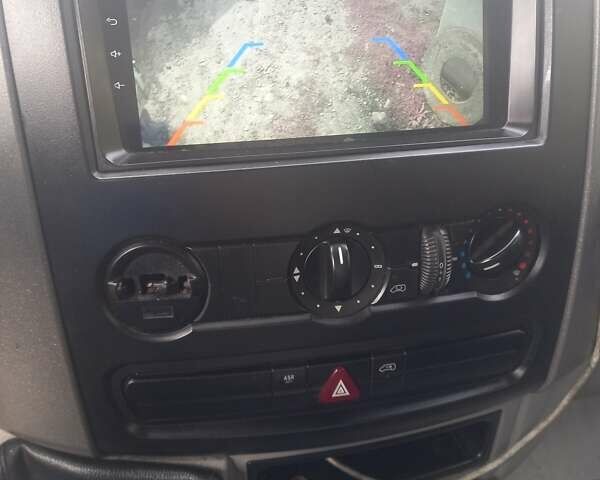 Серый Мерседес Sprinter, объемом двигателя 2.14 л и пробегом 375 тыс. км за 10800 $, фото 9 на Automoto.ua