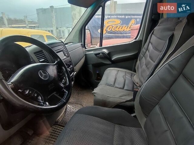 Серый Мерседес Sprinter, объемом двигателя 2.87 л и пробегом 569 тыс. км за 7000 $, фото 5 на Automoto.ua