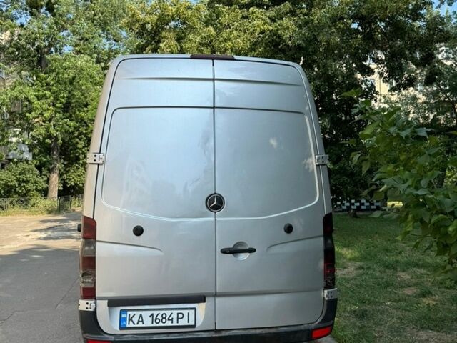 Серый Мерседес Sprinter, объемом двигателя 2.14 л и пробегом 512 тыс. км за 10700 $, фото 3 на Automoto.ua