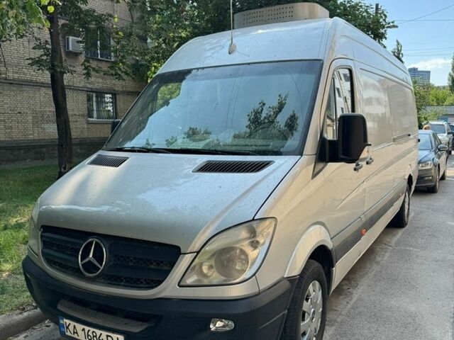 Серый Мерседес Sprinter, объемом двигателя 2.14 л и пробегом 512 тыс. км за 10700 $, фото 2 на Automoto.ua