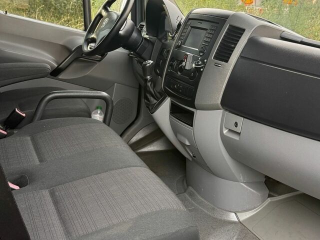 Сірий Мерседес Sprinter, об'ємом двигуна 2.14 л та пробігом 223 тис. км за 22500 $, фото 5 на Automoto.ua