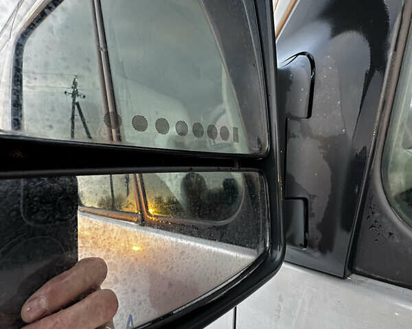 Серый Мерседес Sprinter, объемом двигателя 3 л и пробегом 470 тыс. км за 30000 $, фото 20 на Automoto.ua