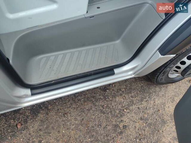 Серый Мерседес Sprinter, объемом двигателя 3 л и пробегом 248 тыс. км за 37900 $, фото 27 на Automoto.ua