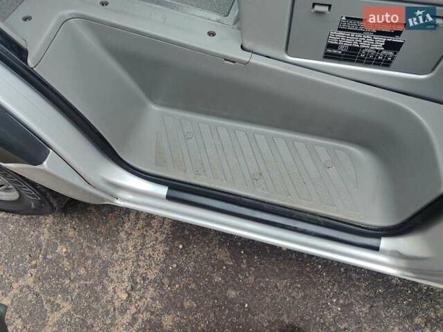 Серый Мерседес Sprinter, объемом двигателя 3 л и пробегом 248 тыс. км за 37900 $, фото 25 на Automoto.ua