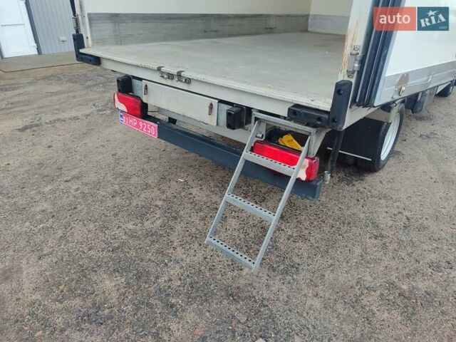 Серый Мерседес Sprinter, объемом двигателя 3 л и пробегом 248 тыс. км за 37900 $, фото 17 на Automoto.ua