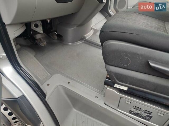 Серый Мерседес Sprinter, объемом двигателя 3 л и пробегом 248 тыс. км за 37900 $, фото 24 на Automoto.ua