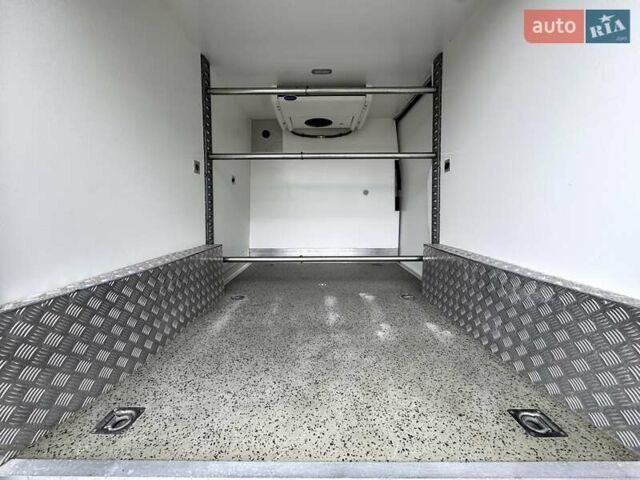 Серый Мерседес Sprinter, объемом двигателя 2.2 л и пробегом 201 тыс. км за 25500 $, фото 24 на Automoto.ua
