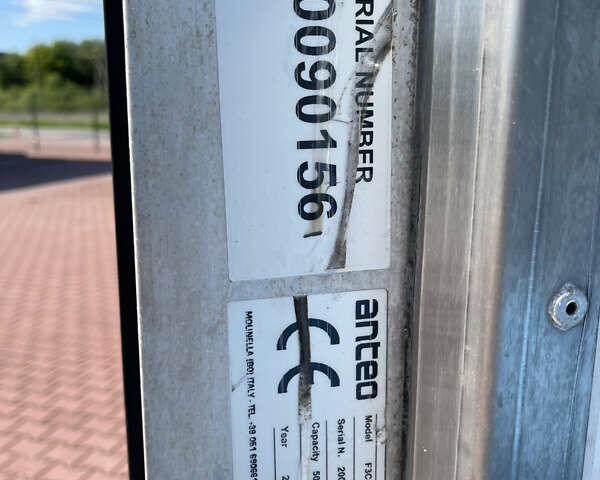Сірий Мерседес Sprinter, об'ємом двигуна 2.1 л та пробігом 332 тис. км за 27750 $, фото 34 на Automoto.ua
