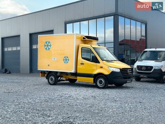 Серый Мерседес Sprinter, объемом двигателя 2.2 л и пробегом 133 тыс. км за 23900 $, фото 3 на Automoto.ua