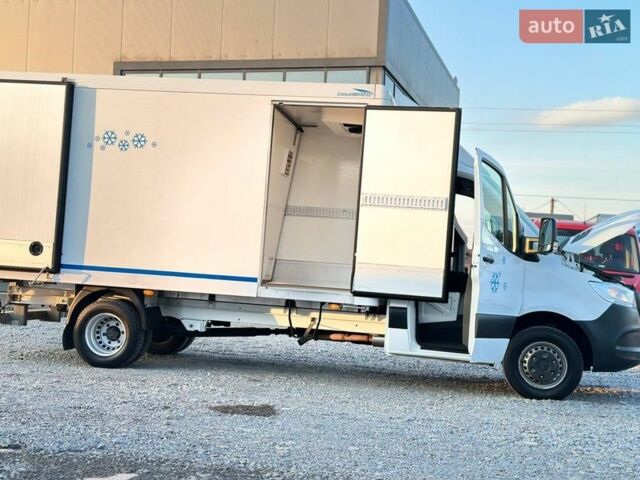 Серый Мерседес Sprinter, объемом двигателя 2.2 л и пробегом 179 тыс. км за 34900 $, фото 16 на Automoto.ua