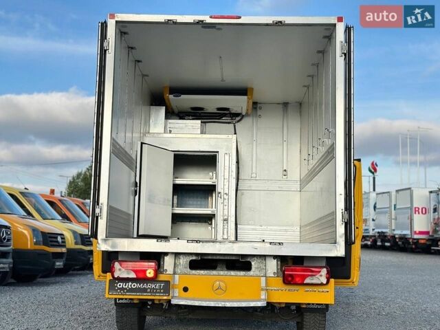 Серый Мерседес Sprinter, объемом двигателя 2.2 л и пробегом 133 тыс. км за 23900 $, фото 34 на Automoto.ua