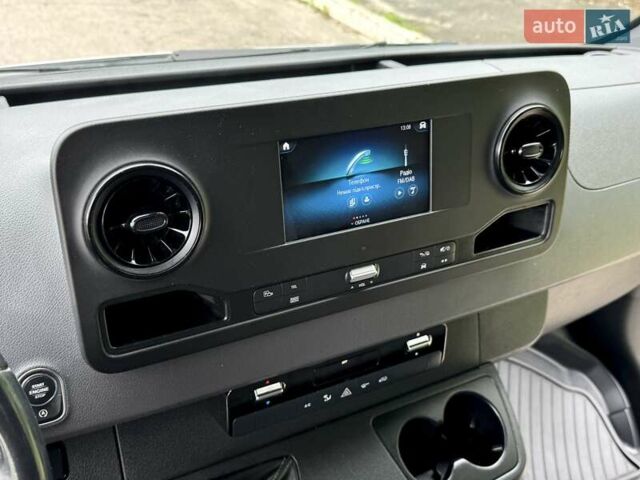 Серый Мерседес Sprinter, объемом двигателя 2.2 л и пробегом 201 тыс. км за 24000 $, фото 41 на Automoto.ua