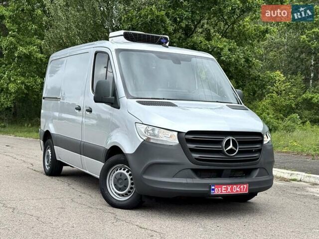 Серый Мерседес Sprinter, объемом двигателя 2.2 л и пробегом 201 тыс. км за 25500 $, фото 1 на Automoto.ua