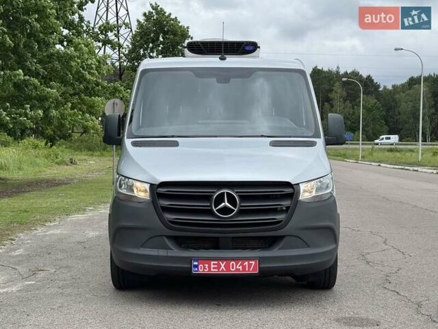 Серый Мерседес Sprinter, объемом двигателя 2.2 л и пробегом 201 тыс. км за 25500 $, фото 2 на Automoto.ua