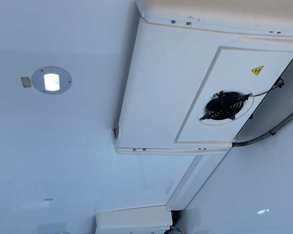 Сірий Мерседес Sprinter, об'ємом двигуна 2.1 л та пробігом 332 тис. км за 27750 $, фото 24 на Automoto.ua