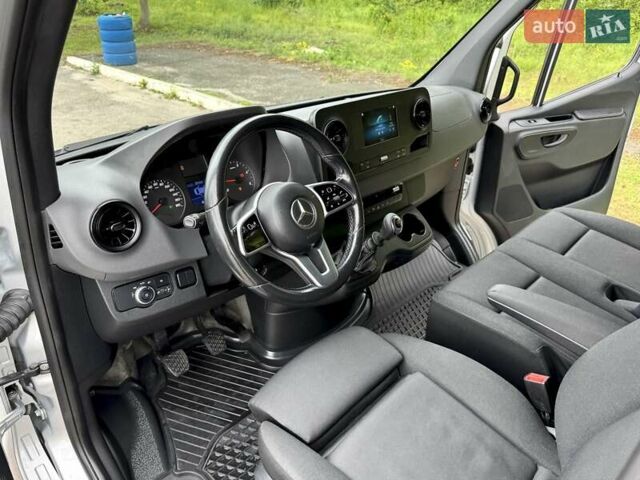 Серый Мерседес Sprinter, объемом двигателя 2.2 л и пробегом 201 тыс. км за 25500 $, фото 38 на Automoto.ua