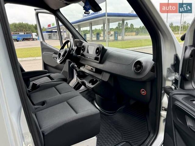 Серый Мерседес Sprinter, объемом двигателя 2.2 л и пробегом 201 тыс. км за 25500 $, фото 44 на Automoto.ua