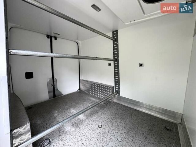 Серый Мерседес Sprinter, объемом двигателя 2.2 л и пробегом 201 тыс. км за 25500 $, фото 25 на Automoto.ua