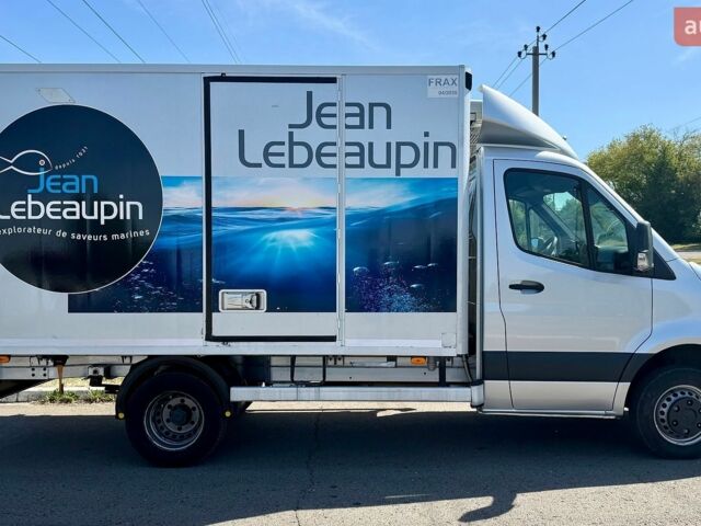 Сірий Мерседес Sprinter, об'ємом двигуна 2.2 л та пробігом 277 тис. км за 32950 $, фото 3 на Automoto.ua