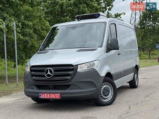 Серый Мерседес Sprinter, объемом двигателя 2.2 л и пробегом 201 тыс. км за 24000 $, фото 4 на Automoto.ua