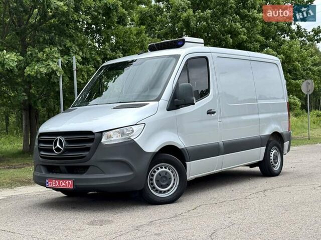 Серый Мерседес Sprinter, объемом двигателя 2.2 л и пробегом 201 тыс. км за 24000 $, фото 5 на Automoto.ua