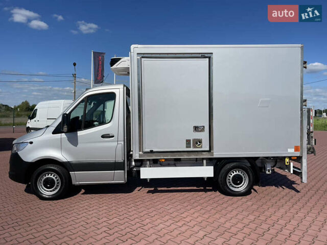 Сірий Мерседес Sprinter, об'ємом двигуна 2.1 л та пробігом 332 тис. км за 27750 $, фото 3 на Automoto.ua