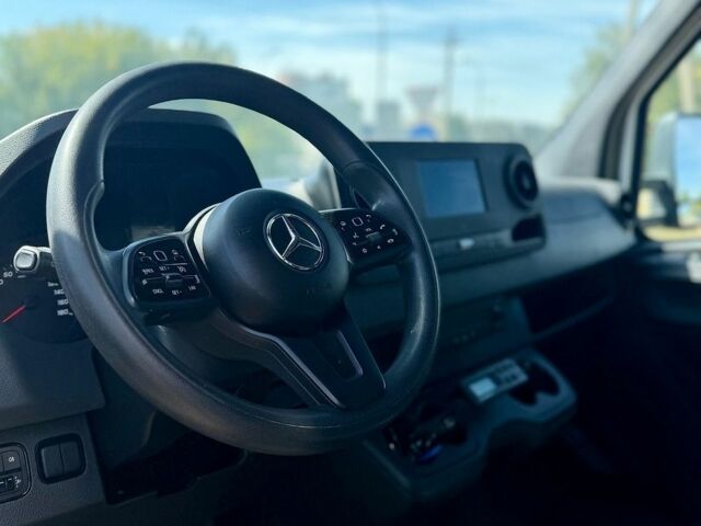 Сірий Мерседес Sprinter, об'ємом двигуна 2.2 л та пробігом 277 тис. км за 32950 $, фото 34 на Automoto.ua
