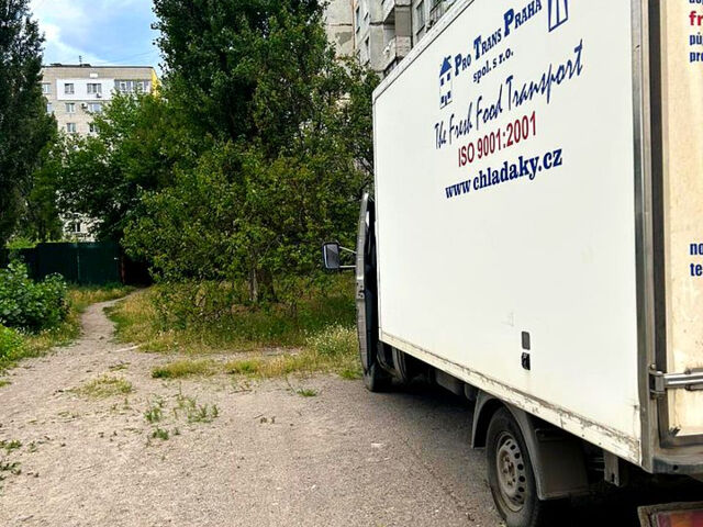 Сірий Мерседес Sprinter, об'ємом двигуна 2.2 л та пробігом 308 тис. км за 10700 $, фото 6 на Automoto.ua