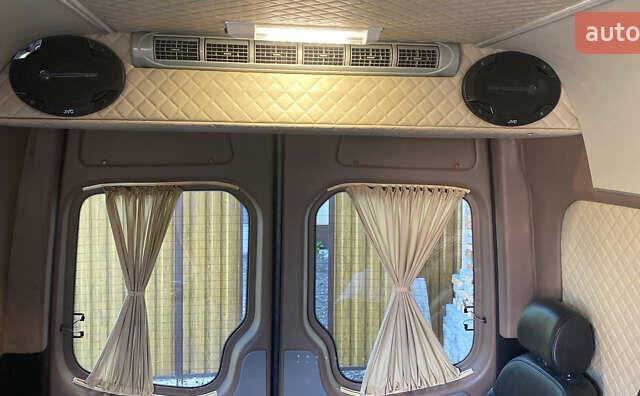 Сірий Мерседес Sprinter, об'ємом двигуна 2.14 л та пробігом 325 тис. км за 30000 $, фото 20 на Automoto.ua