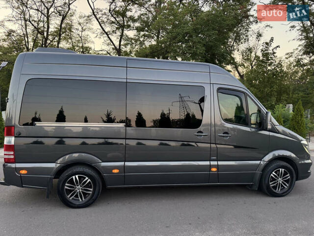 Сірий Мерседес Sprinter, об'ємом двигуна 2.14 л та пробігом 325 тис. км за 30000 $, фото 4 на Automoto.ua