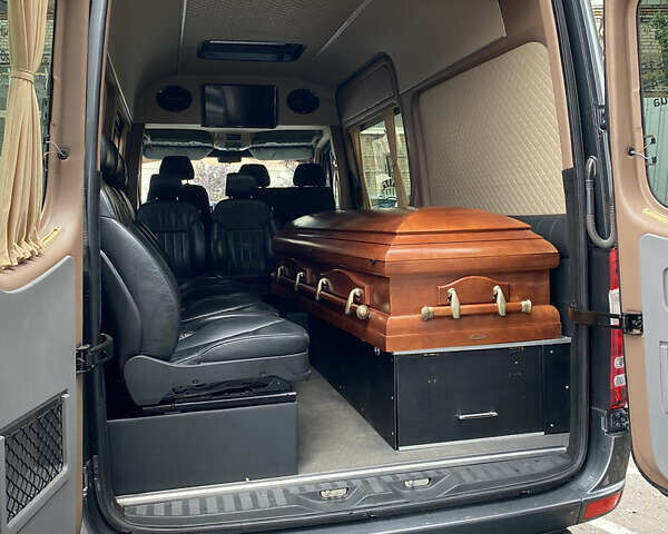 Сірий Мерседес Sprinter, об'ємом двигуна 2.14 л та пробігом 325 тис. км за 30000 $, фото 17 на Automoto.ua