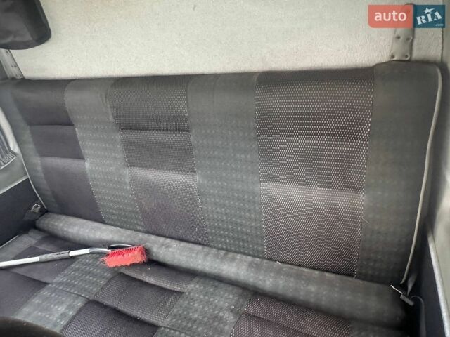 Серый Мерседес Sprinter, объемом двигателя 0 л и пробегом 601 тыс. км за 9999 $, фото 15 на Automoto.ua