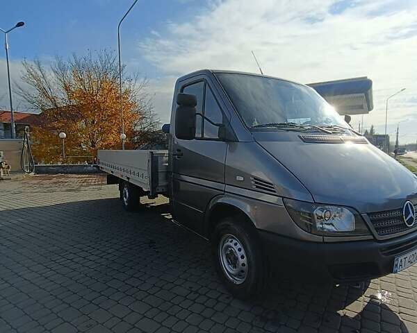 Серый Мерседес Sprinter, объемом двигателя 2.2 л и пробегом 519 тыс. км за 13300 $, фото 2 на Automoto.ua