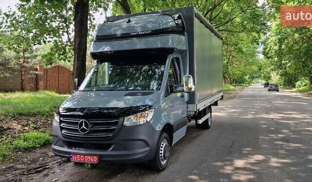 Серый Мерседес Sprinter, объемом двигателя 2.2 л и пробегом 340 тыс. км за 25700 $, фото 3 на Automoto.ua